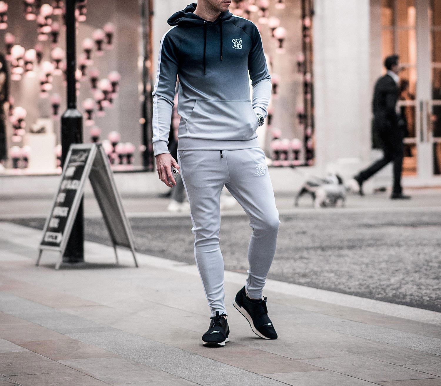 Sportswear & Casual Wear